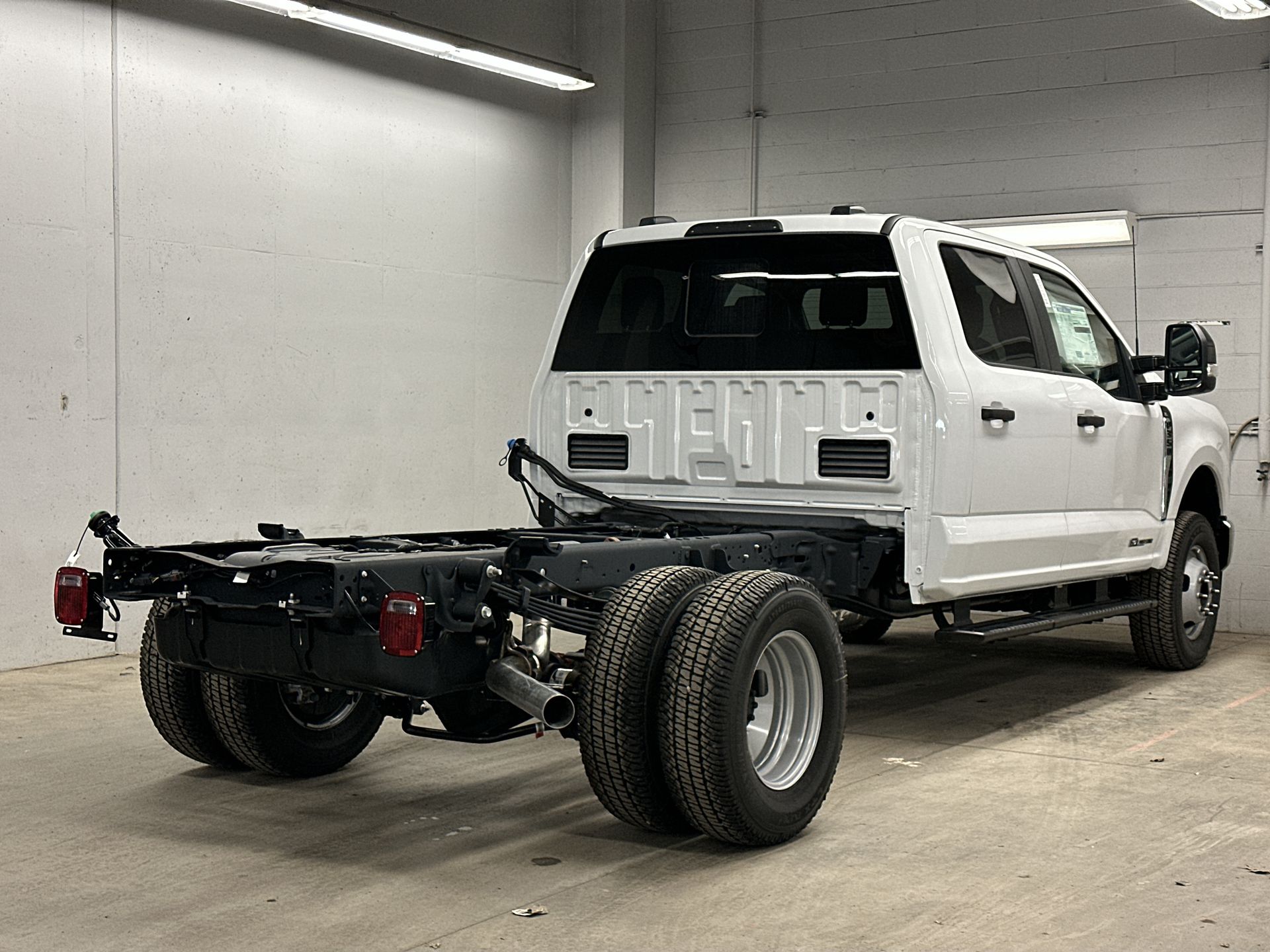 Thumbnail: 2026 Ford Econoline - 27