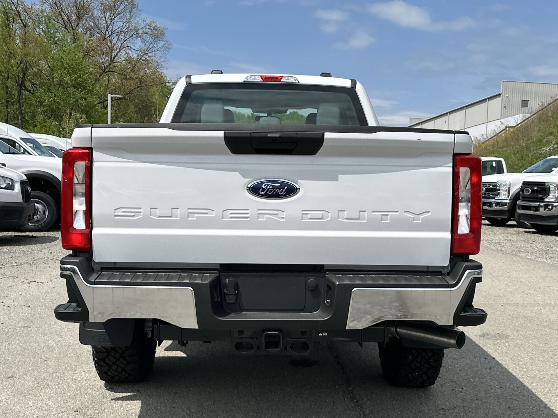 2025 Ford F-350 XL photo 4