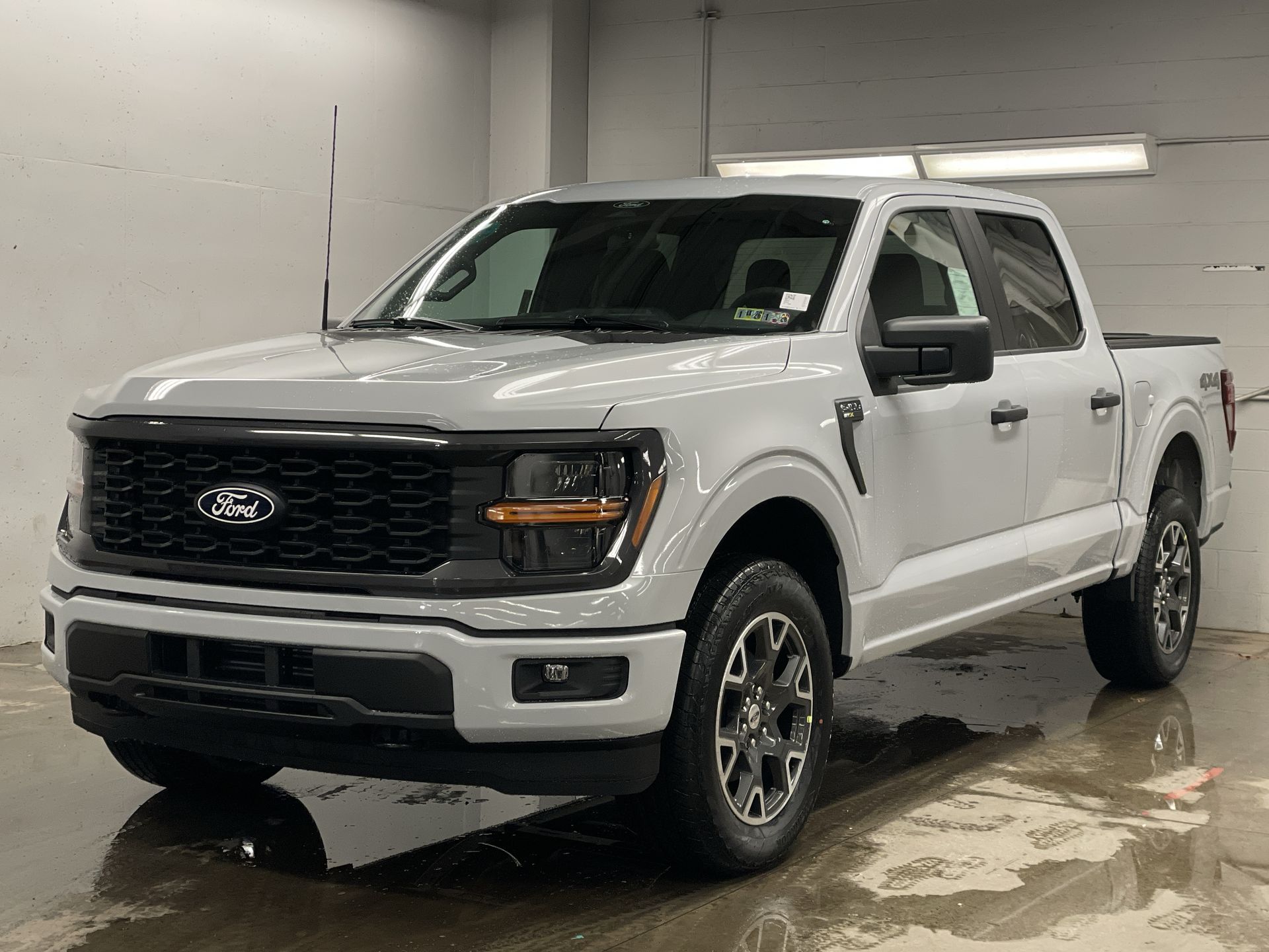 2025 Ford F-150 STX -
                  Zelienople, PA