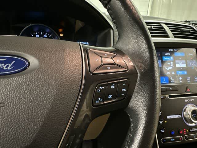 Thumbnail: 2017 Ford Explorer - 9