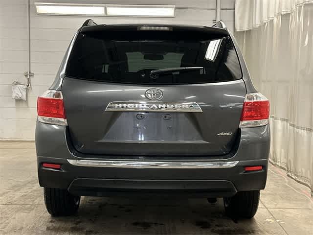 Thumbnail: 2013 Toyota Highlander - 4
