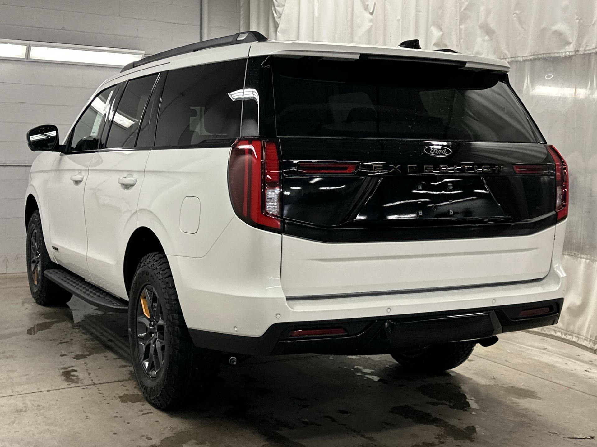 Thumbnail: 2025 Ford Expedition - 35