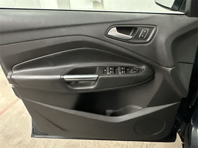 Thumbnail: 2019 Ford Escape - 15