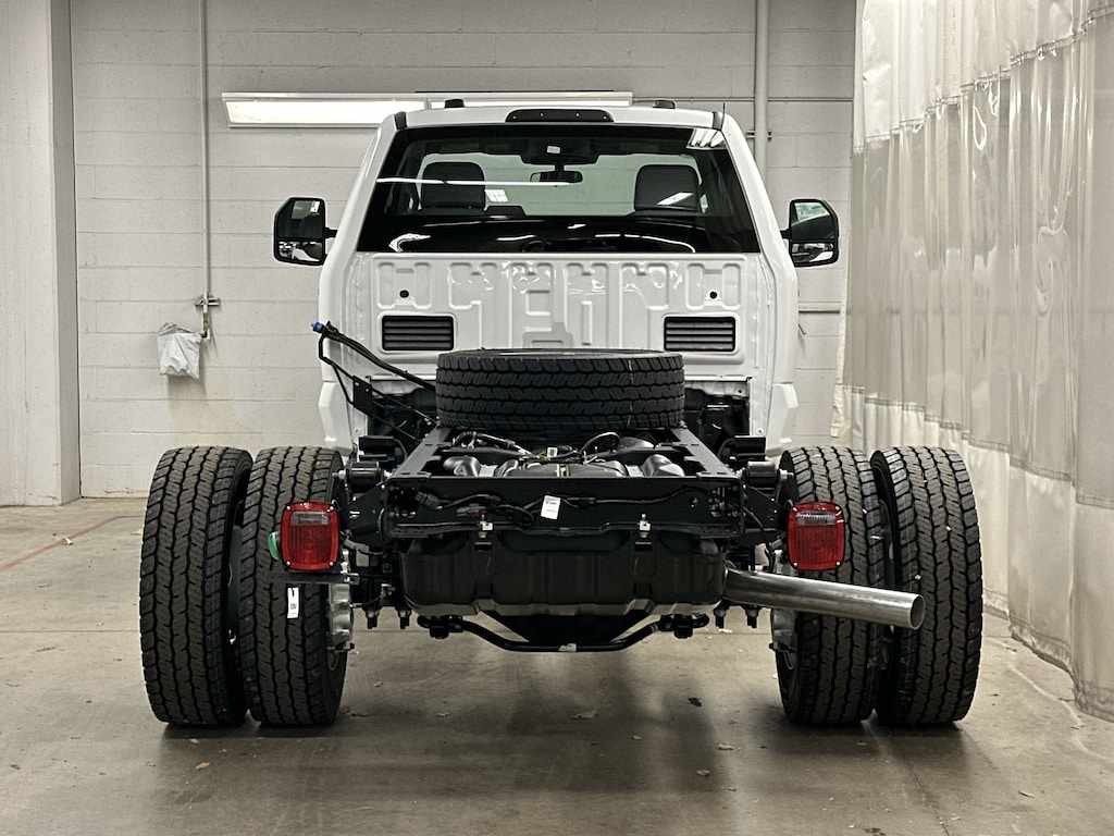 New 2026 Ford Super Duty F-600 DRW  Truck