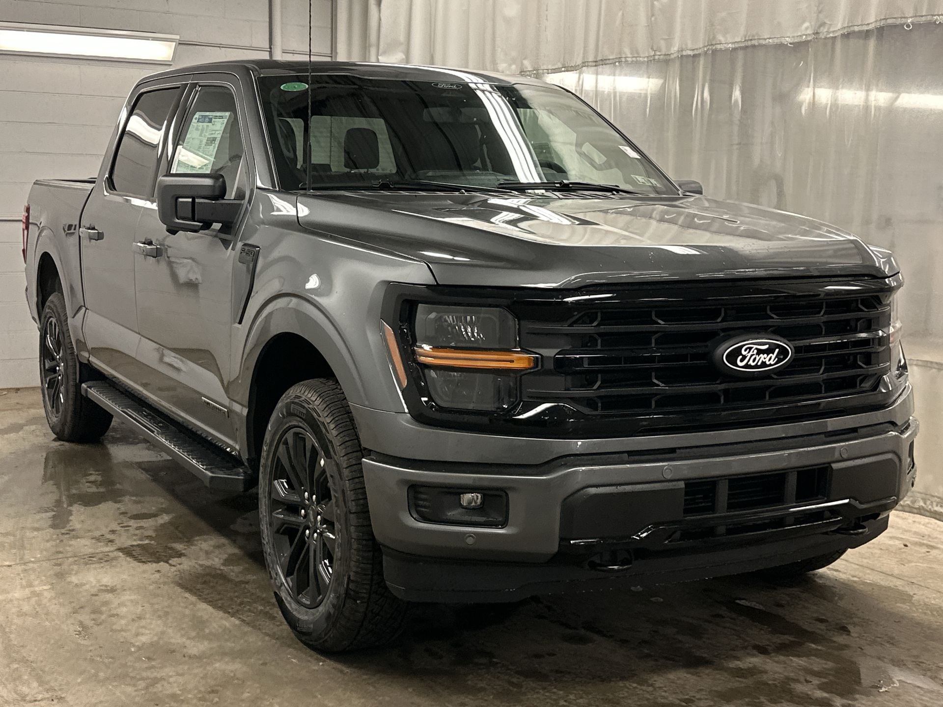2025 Ford F-150 XLT 31