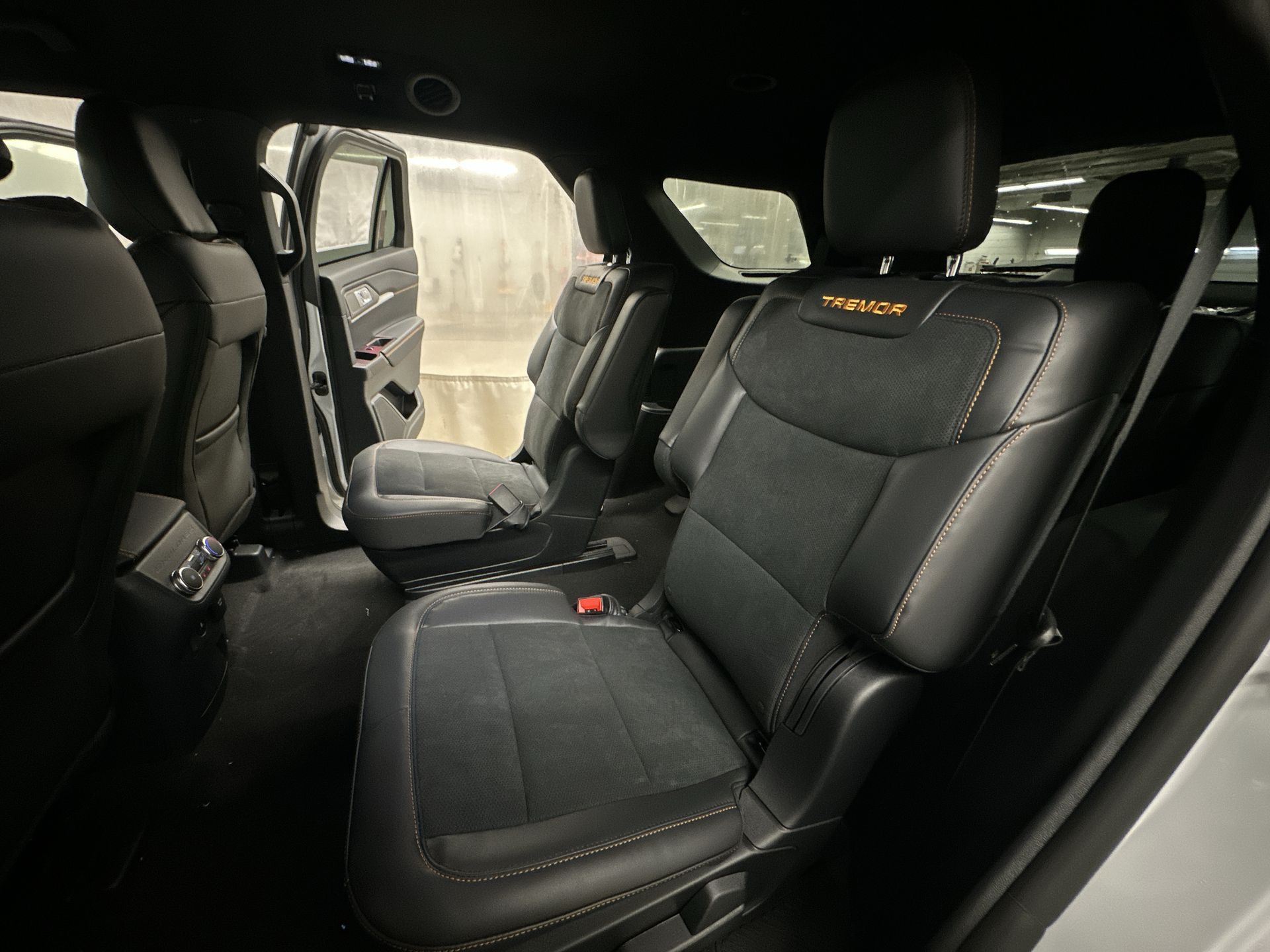 Thumbnail: 2026 Ford Explorer - 18