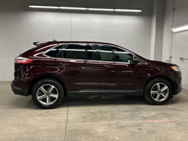 Thumbnail: 2020 Ford Edge - 3