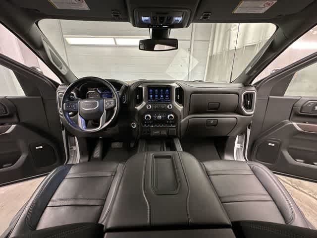 Thumbnail: 2022 GMC Sierra 2500 - 21