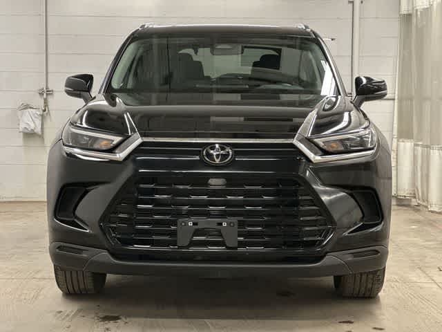 Thumbnail: 2025 Toyota Grand Highlander - 30