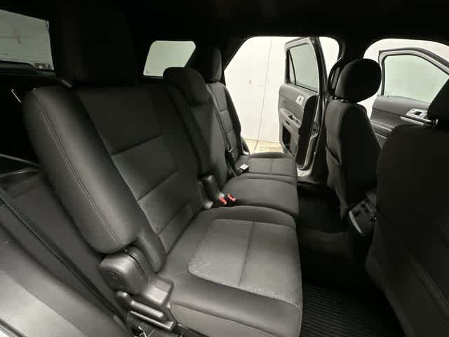 Thumbnail: 2015 Ford Explorer - 22