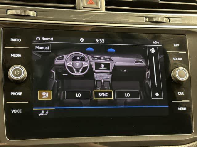 Thumbnail: 2023 Volkswagen Tiguan - 14