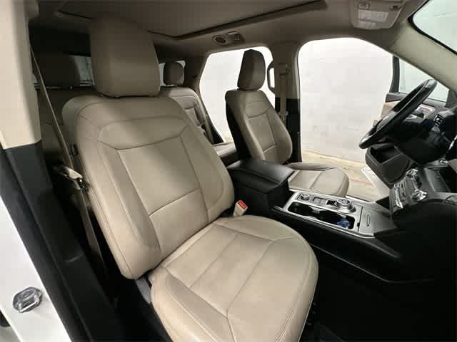 Thumbnail: 2020 Ford Explorer - 24