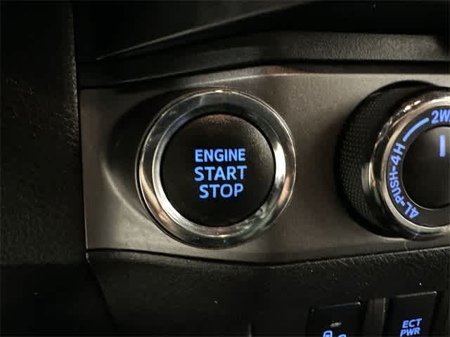 Thumbnail: 2020 Toyota Tacoma - 11