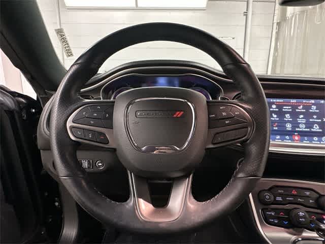 Thumbnail: 2021 Dodge Challenger - 8