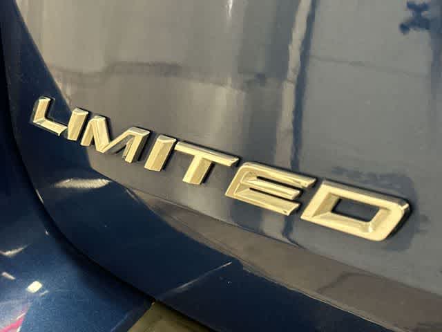 Thumbnail: 2022 Ford Explorer - 21