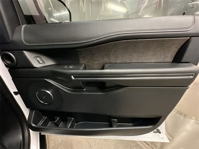 Thumbnail: 2021 Ford Expedition - 25