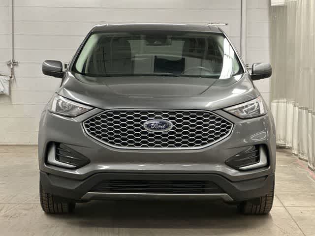Thumbnail: 2024 Ford Edge - 28