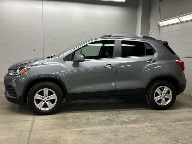 Thumbnail: 2019 Chevrolet Trax - 2