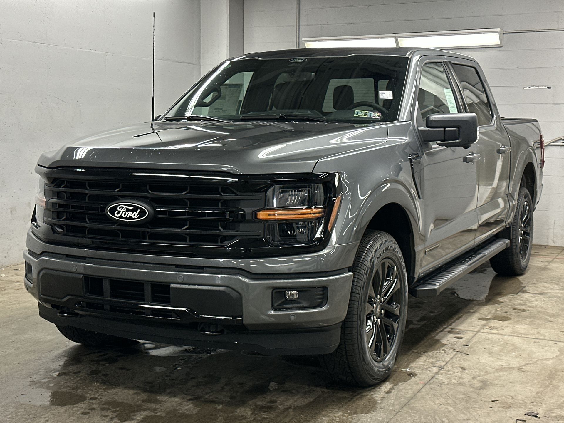 2025 Ford F-150 XLT -
                  Zelienople, PA