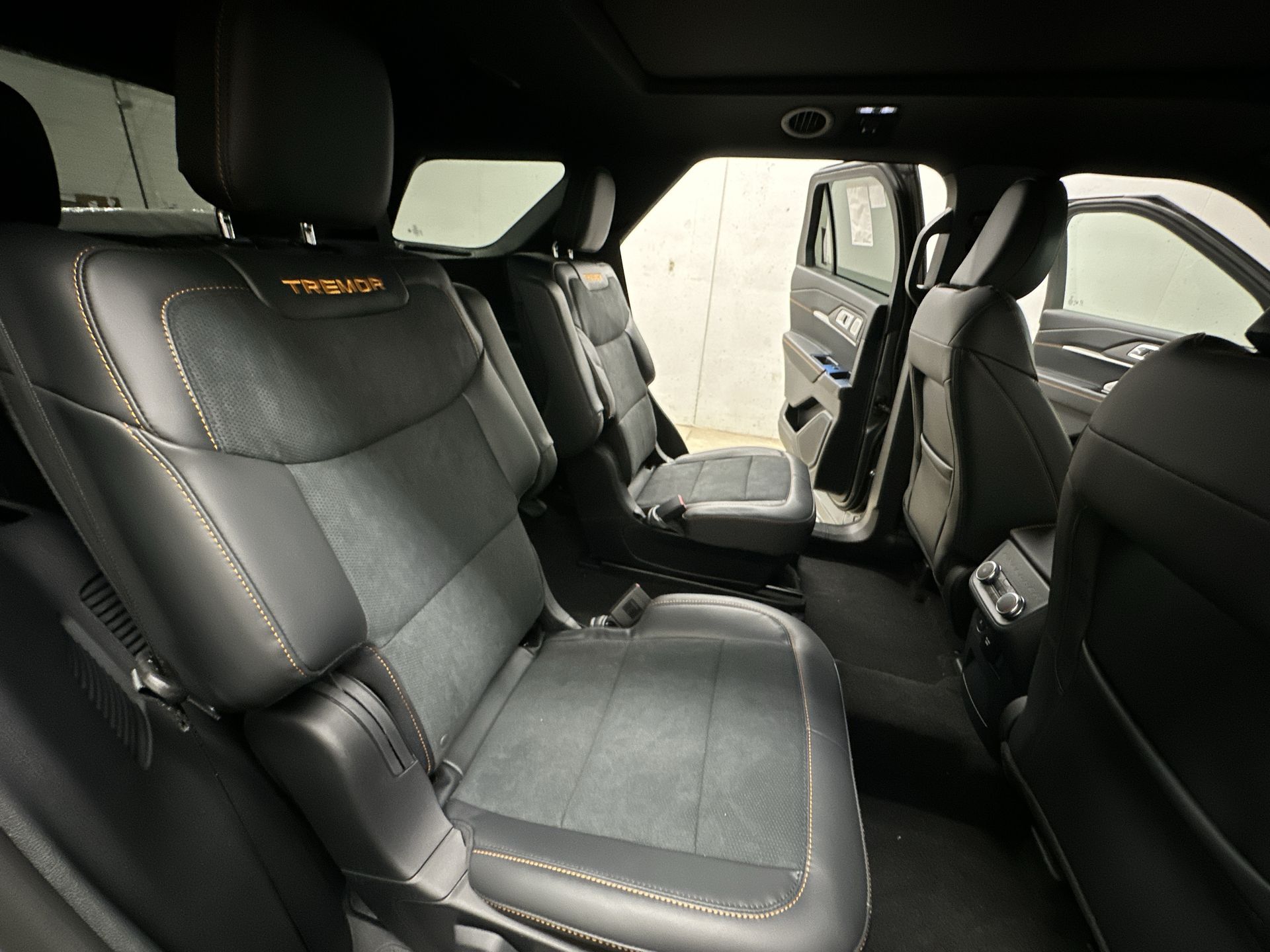 Thumbnail: 2026 Ford Explorer - 24