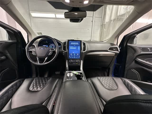 2024 Ford Edge Titanium 19