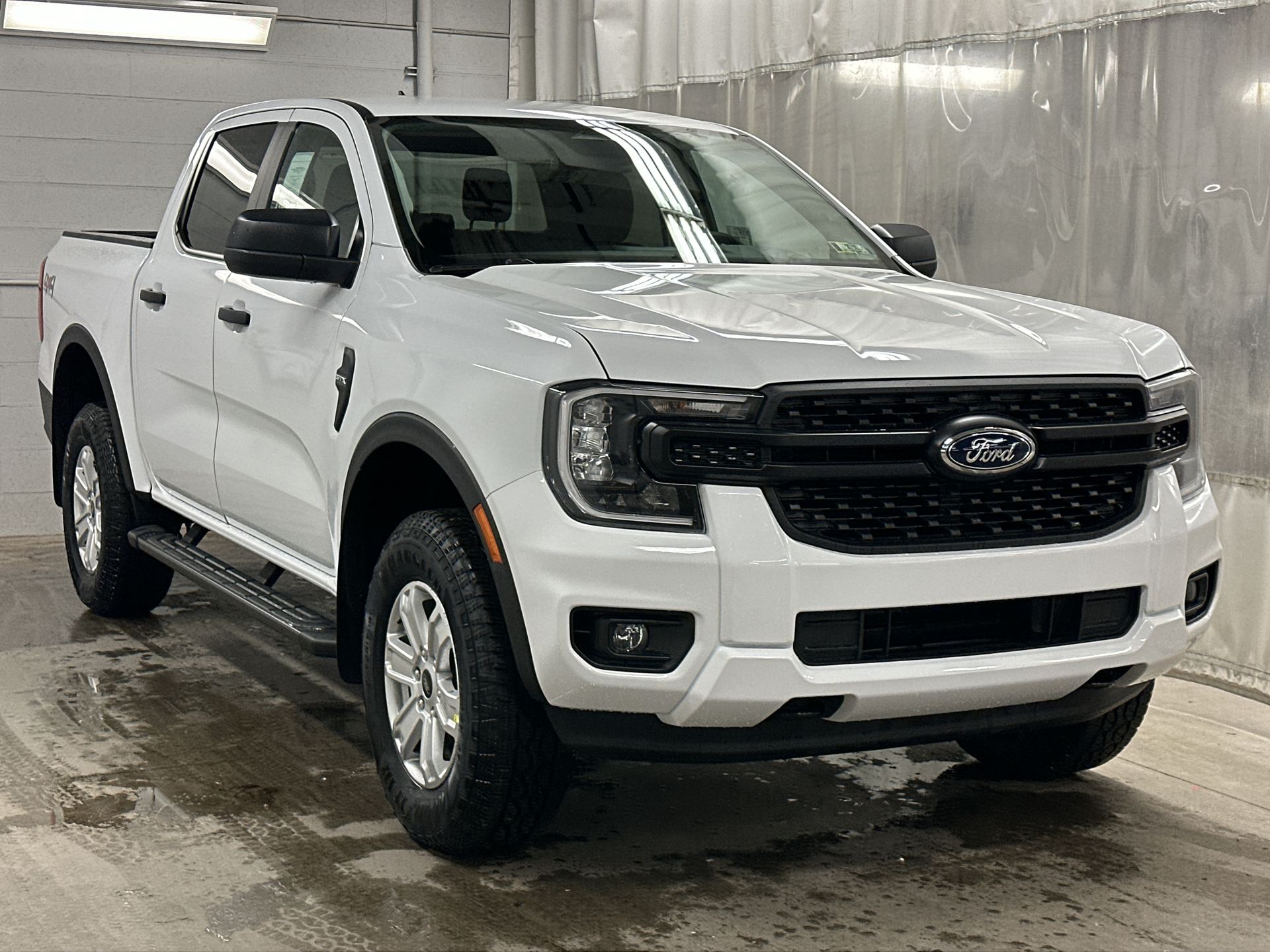 Thumbnail: 2025 Ford Ranger - 28