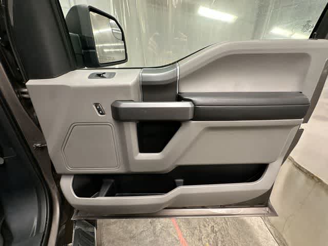 Thumbnail: 2019 Ford F-150 - 21