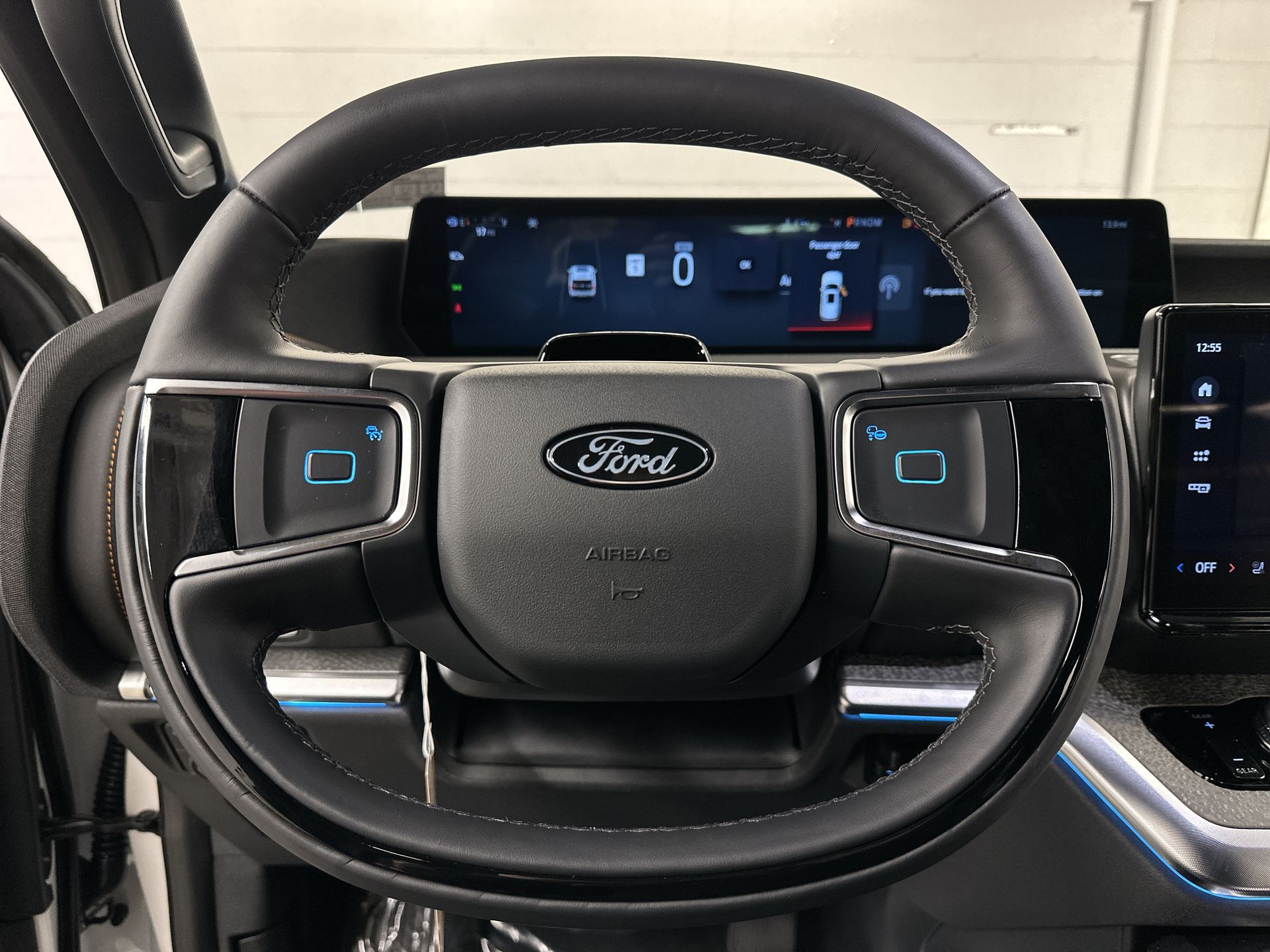 Thumbnail: 2025 Ford Expedition - 8