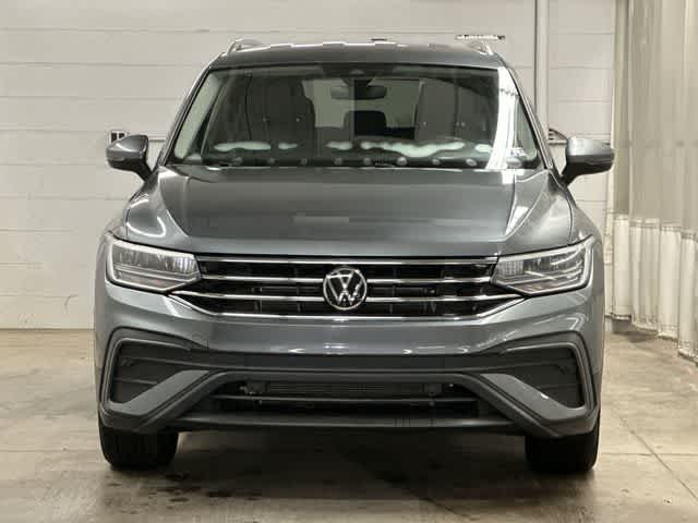 Thumbnail: 2023 Volkswagen Tiguan - 28