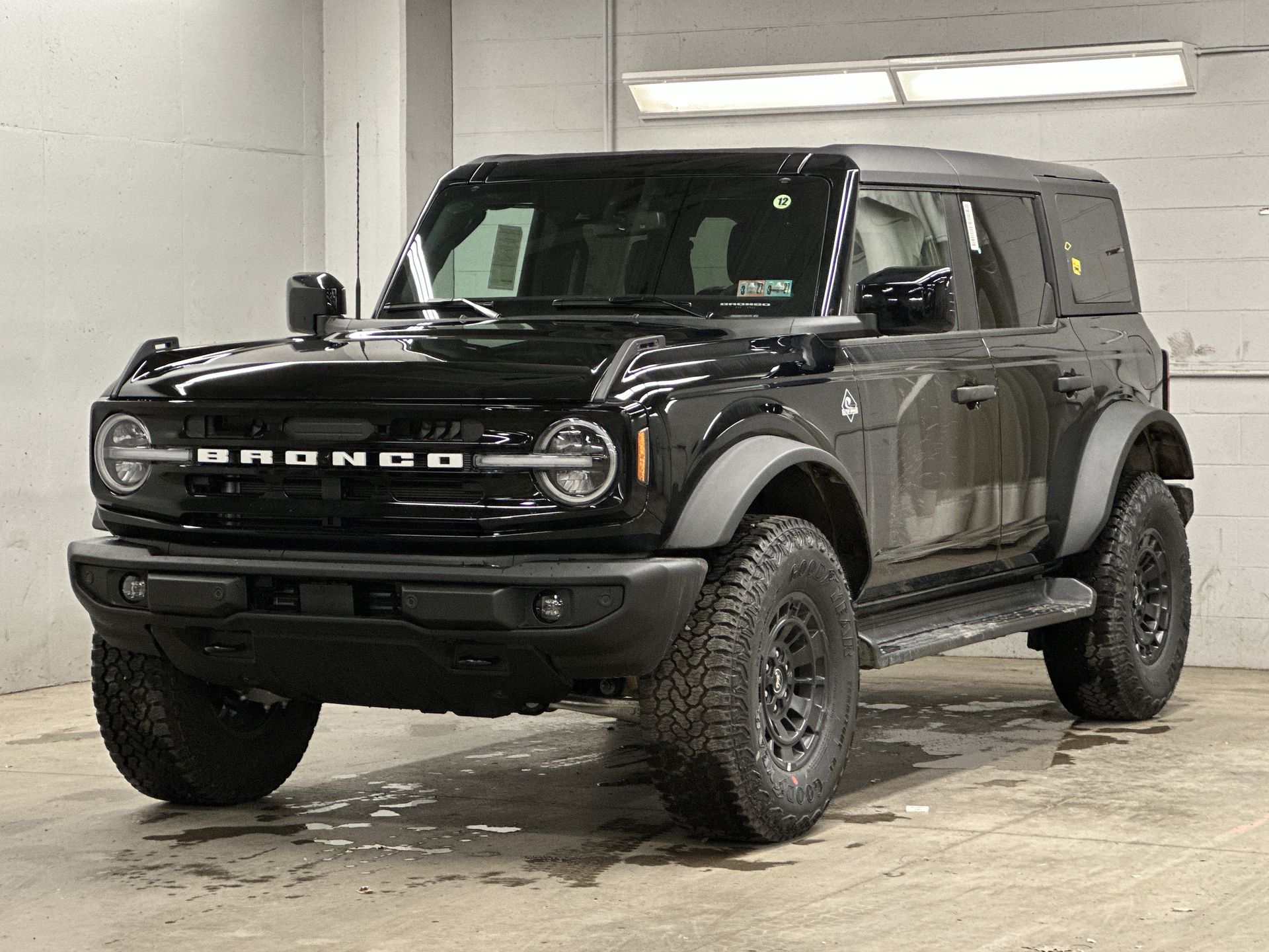 2026 Ford Bronco Outer Banks -
                  Zelienople, PA
