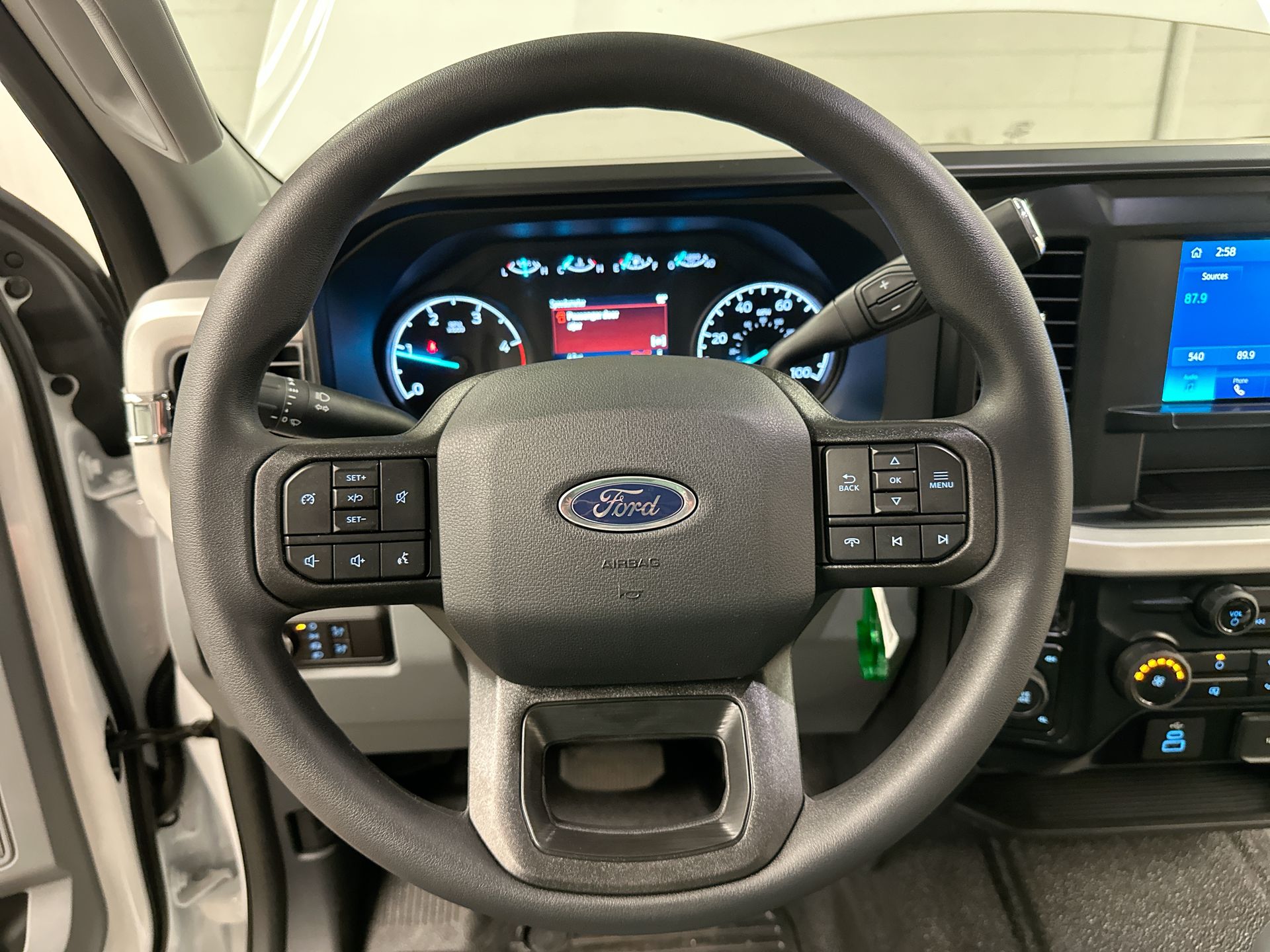 Thumbnail: 2026 Ford Econoline - 15