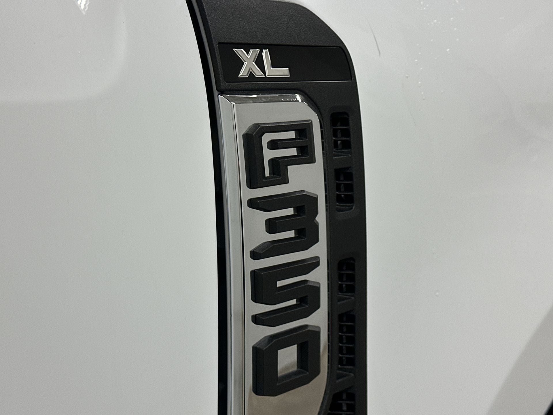 Thumbnail: 2026 Ford Econoline - 23