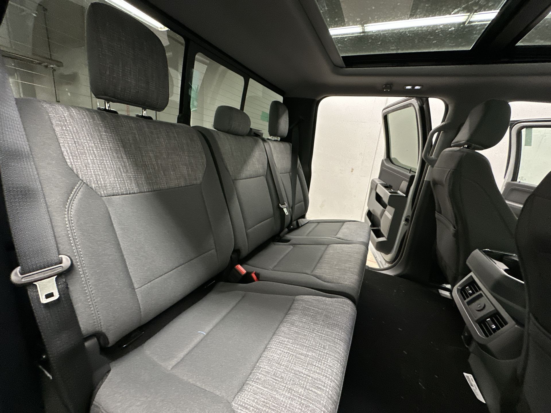 Thumbnail: 2026 Ford Econoline - 25