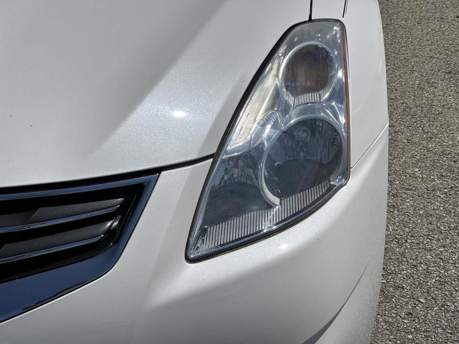 Thumbnail: 2012 Nissan Altima - 10