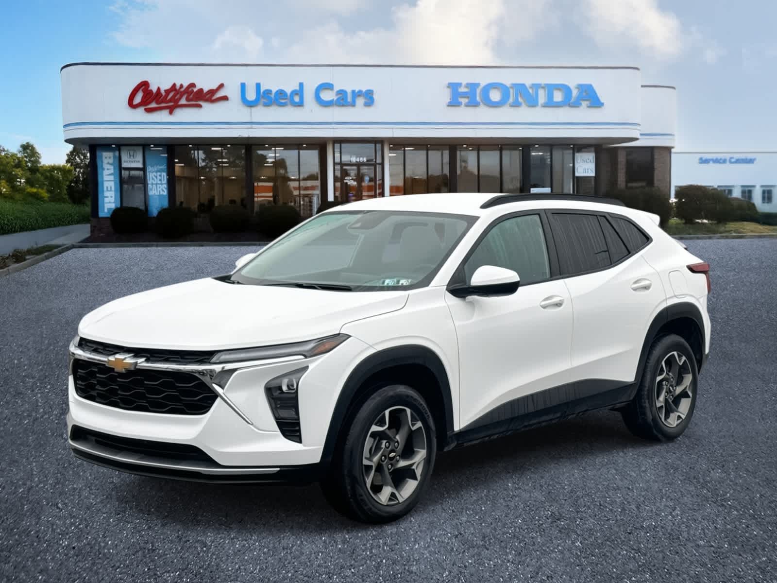 Thumbnail: 2024 Chevrolet Trax - 1