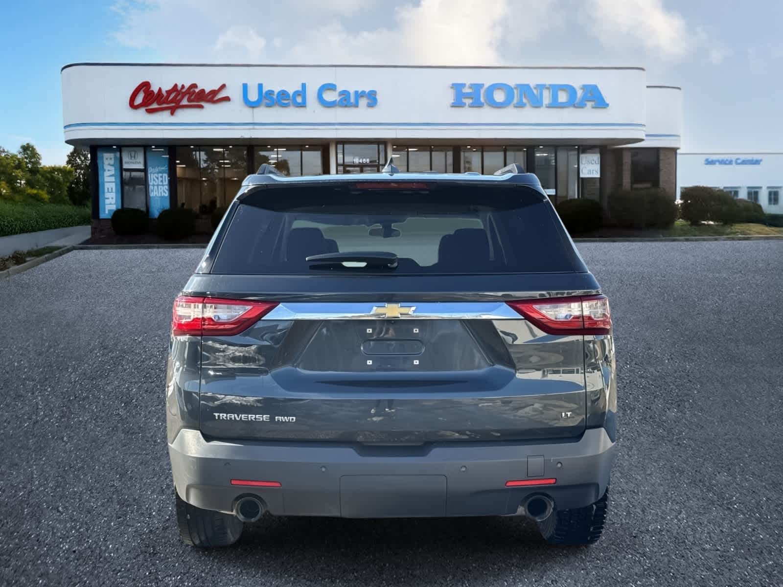 Thumbnail: 2019 Chevrolet Traverse - 4