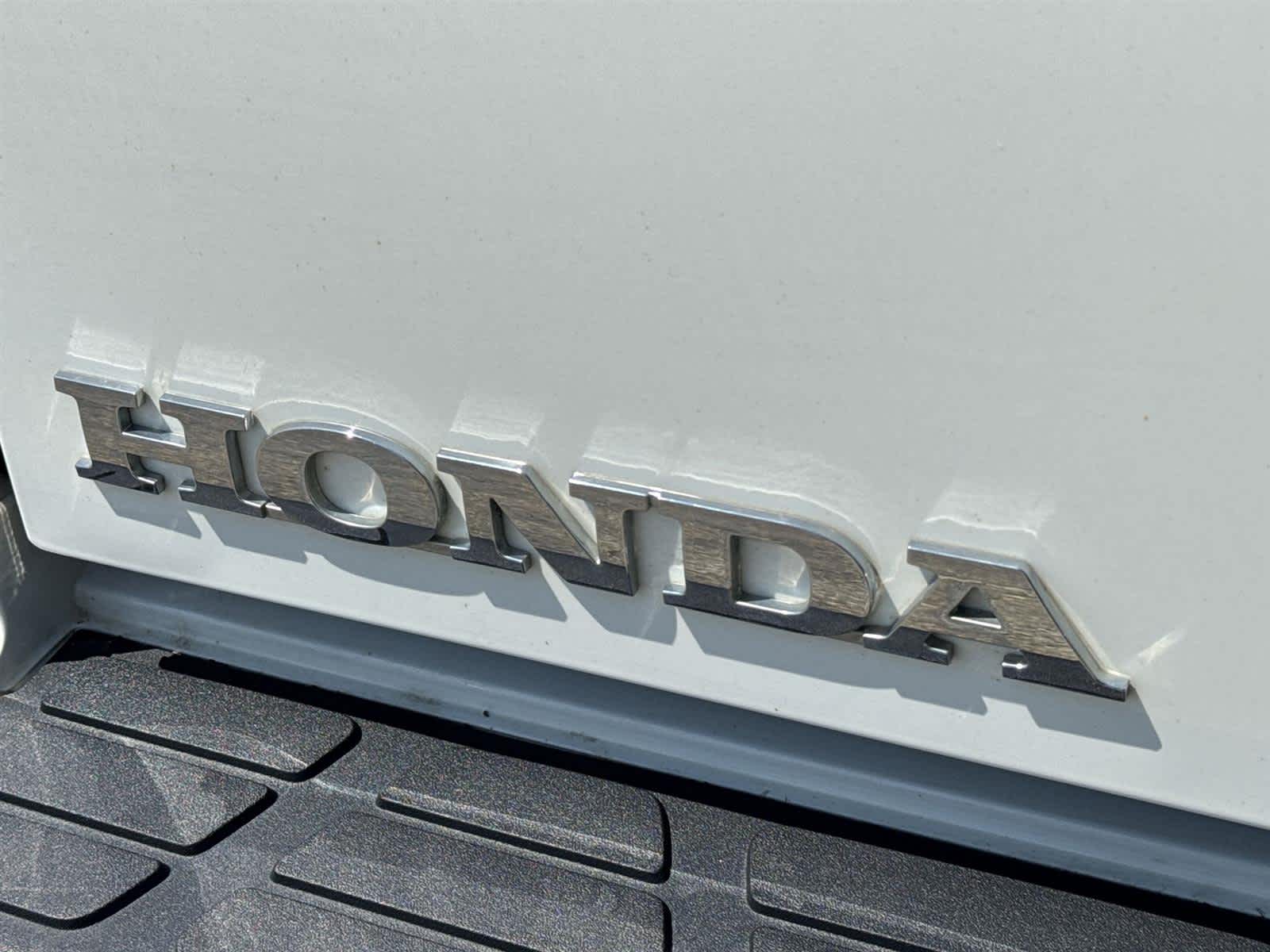 Thumbnail: 2013 Honda Ridgeline - 10