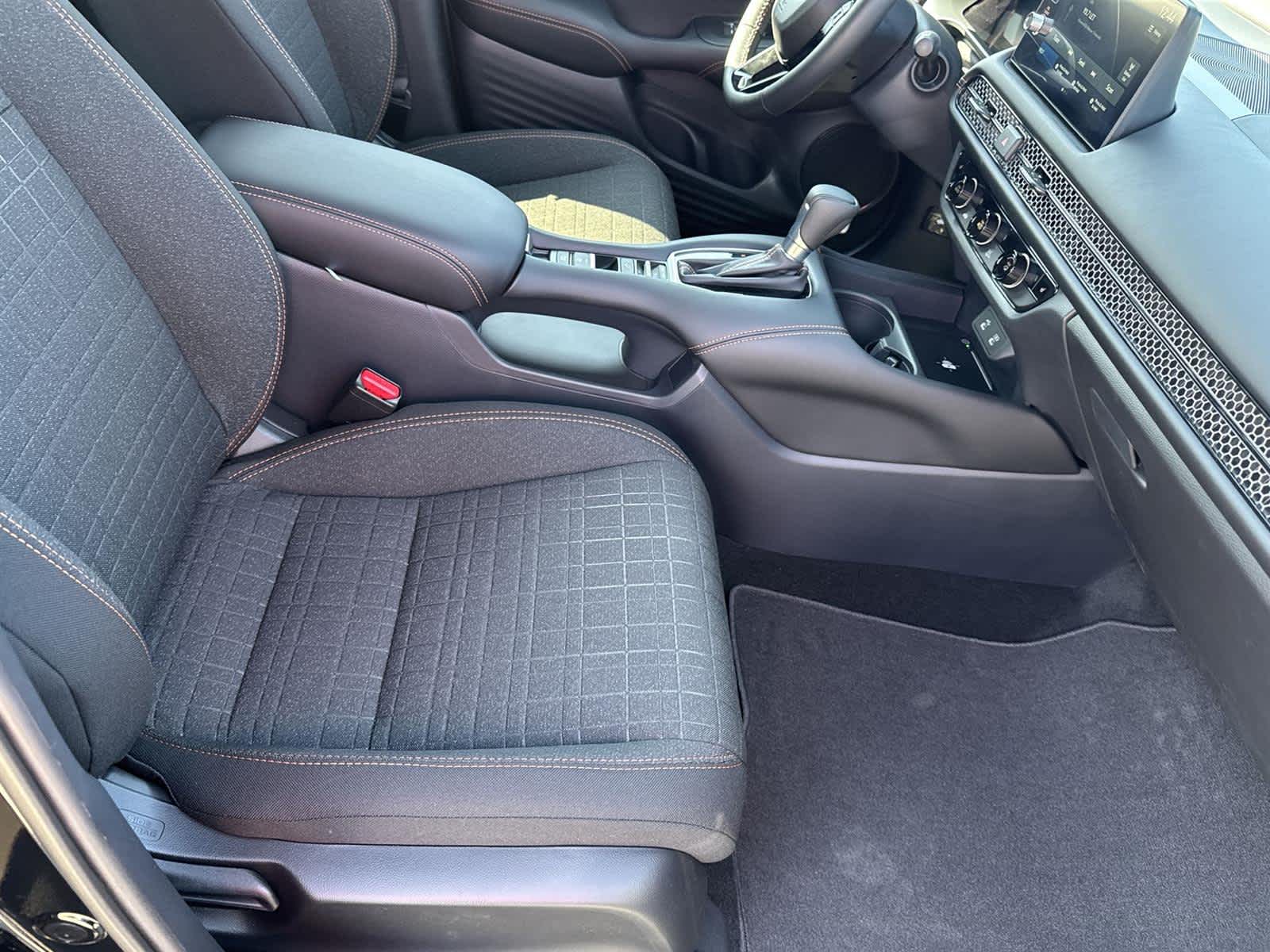 Thumbnail: 2026 Honda HR-V - 17