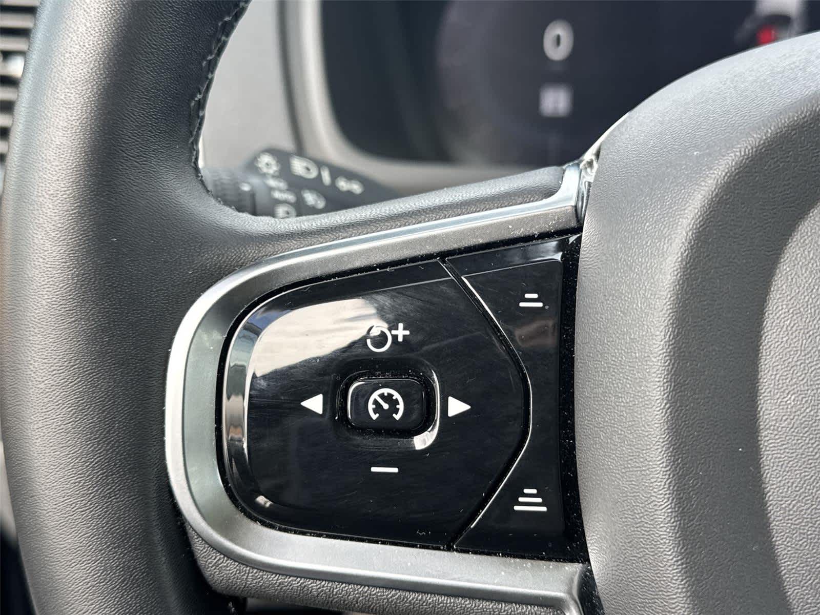 Thumbnail: 2023 Volvo XC90 - 19