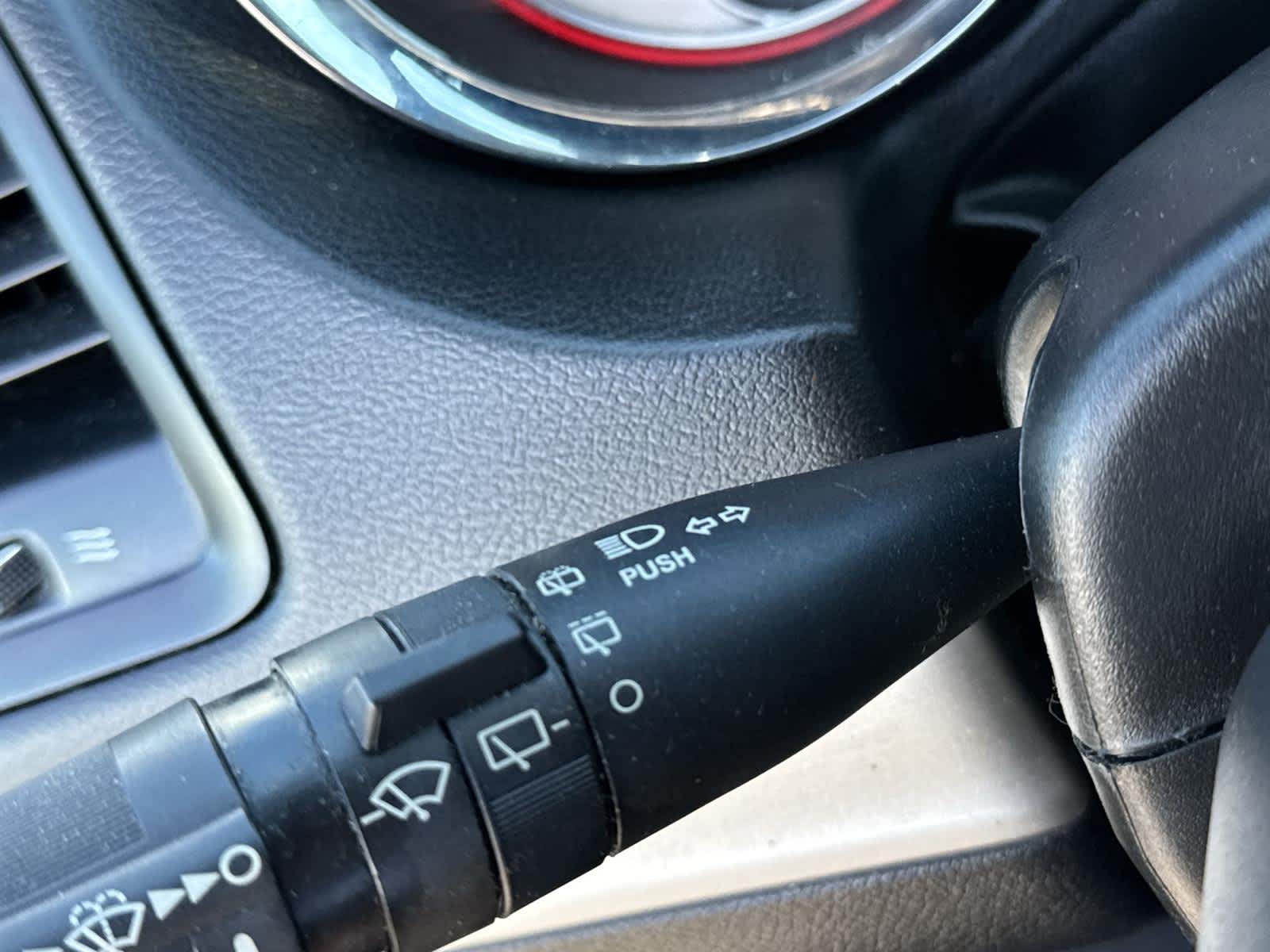 Thumbnail: 2019 Dodge Grand Caravan - 23