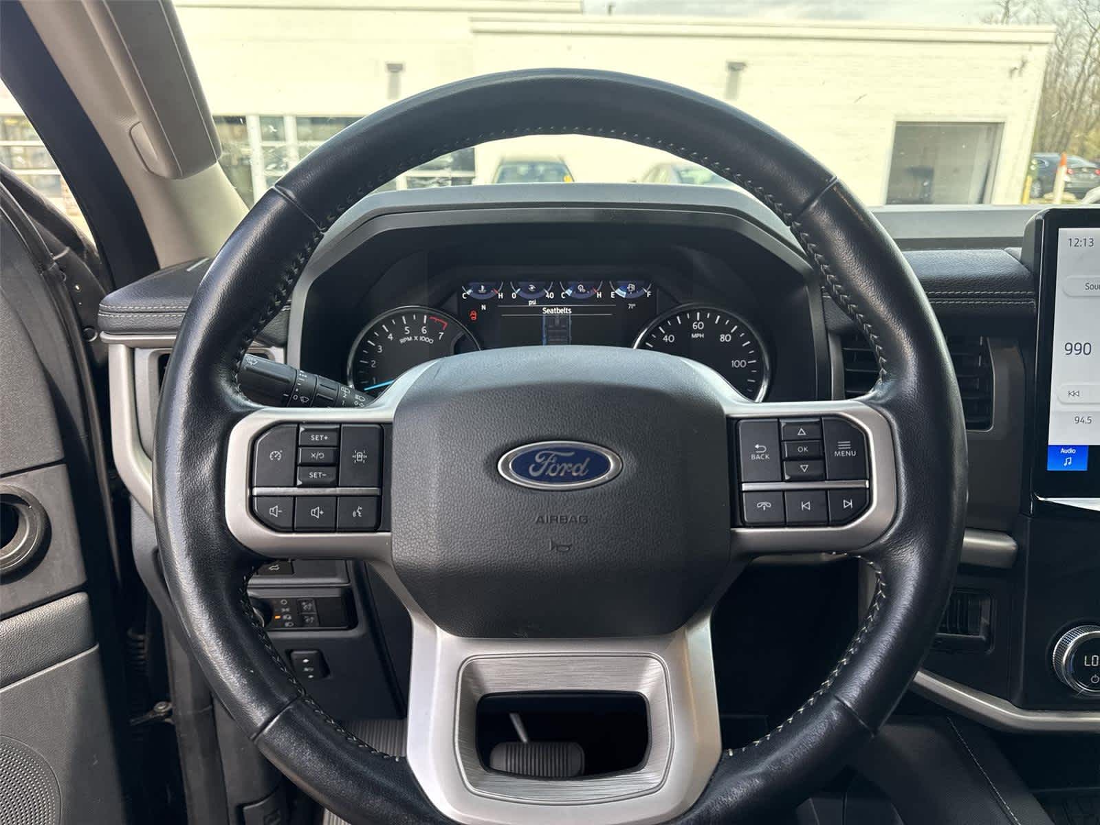 2022 Ford Expedition XLT - Photo 17