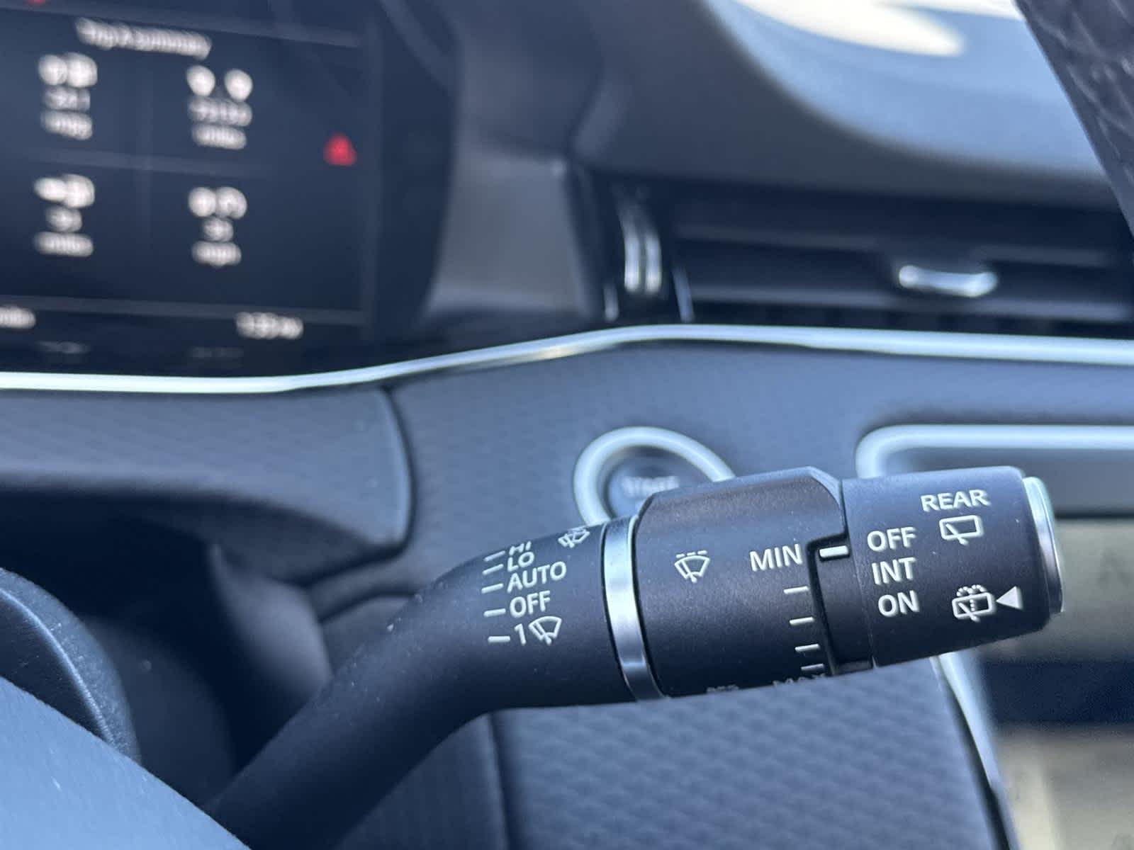 2023 Land Rover Range Rover Evoque R-Dynamic S 20
