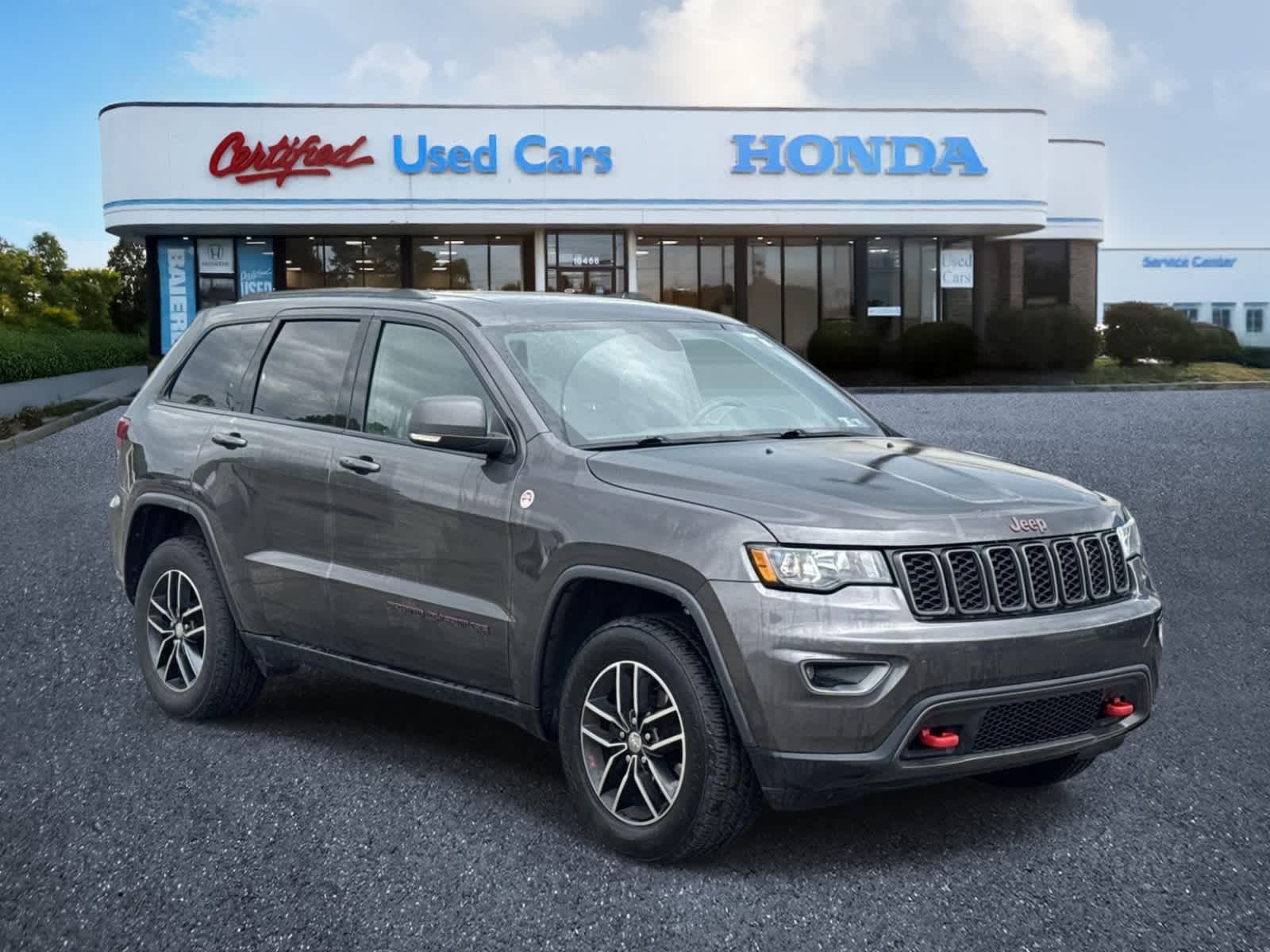 Thumbnail: 2018 Jeep Grand Cherokee - 7