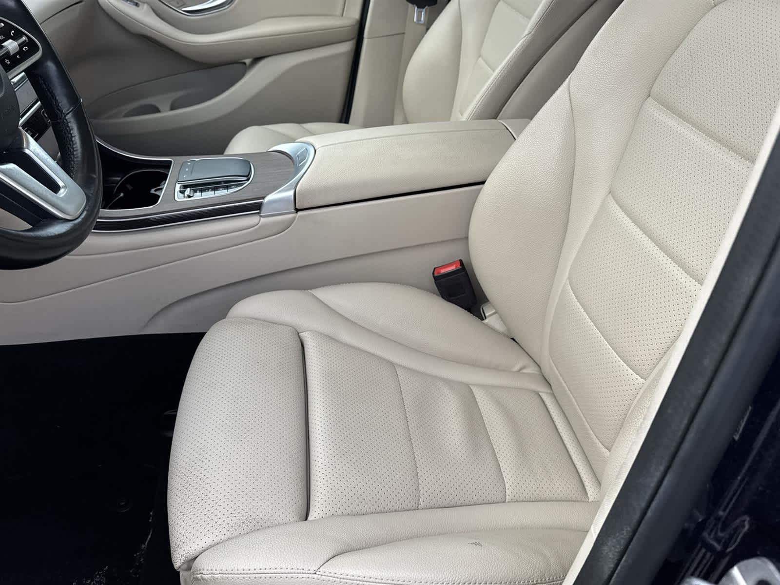 Thumbnail: 2022 Mercedes-Benz GLC - 13