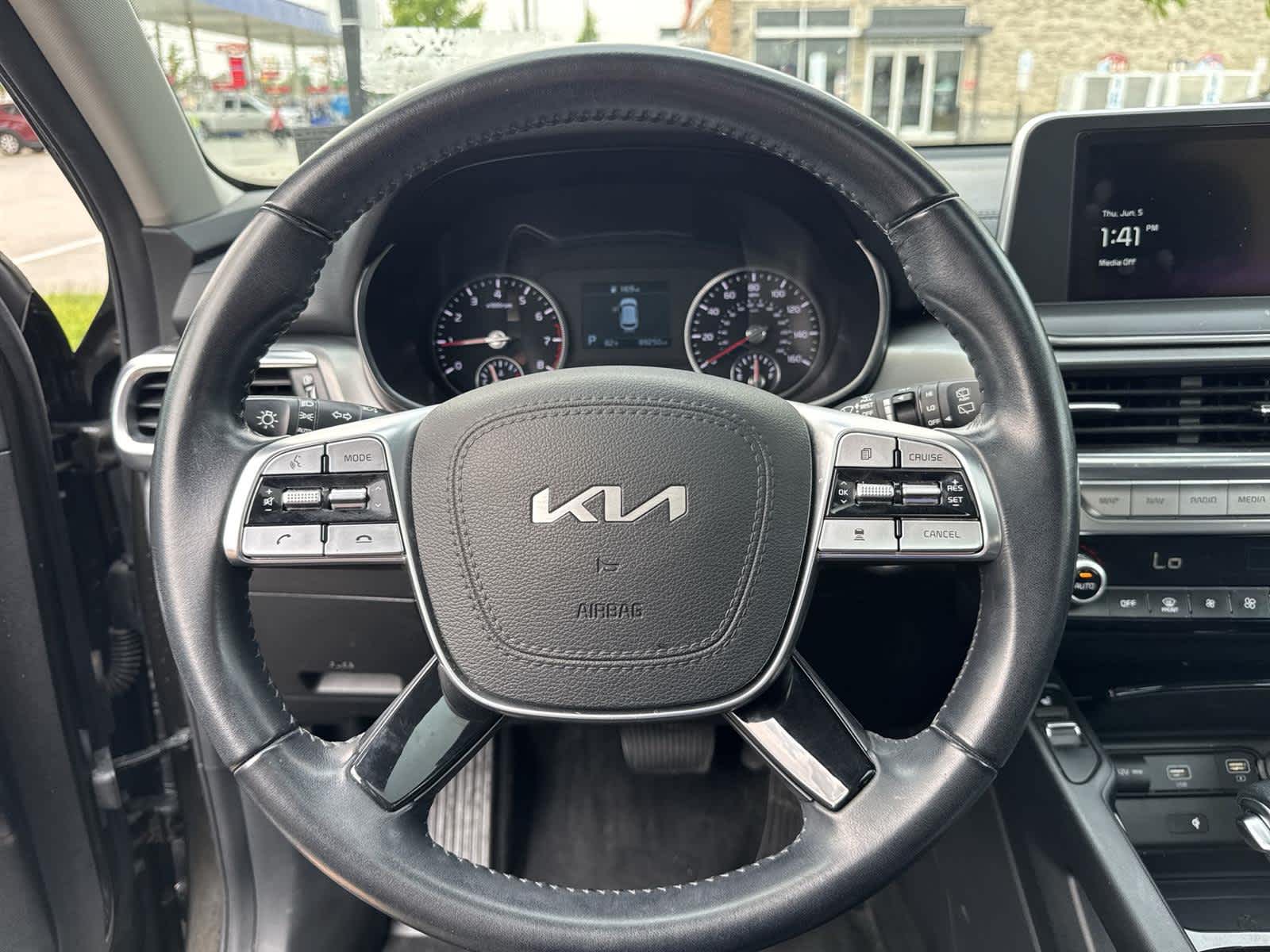 2022 Kia Telluride S 19