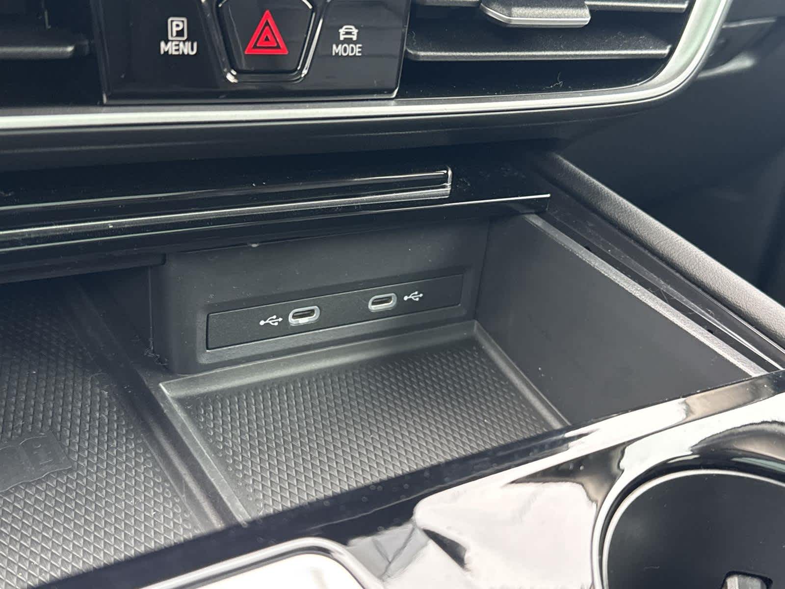 Thumbnail: 2024 Volkswagen Atlas - 25