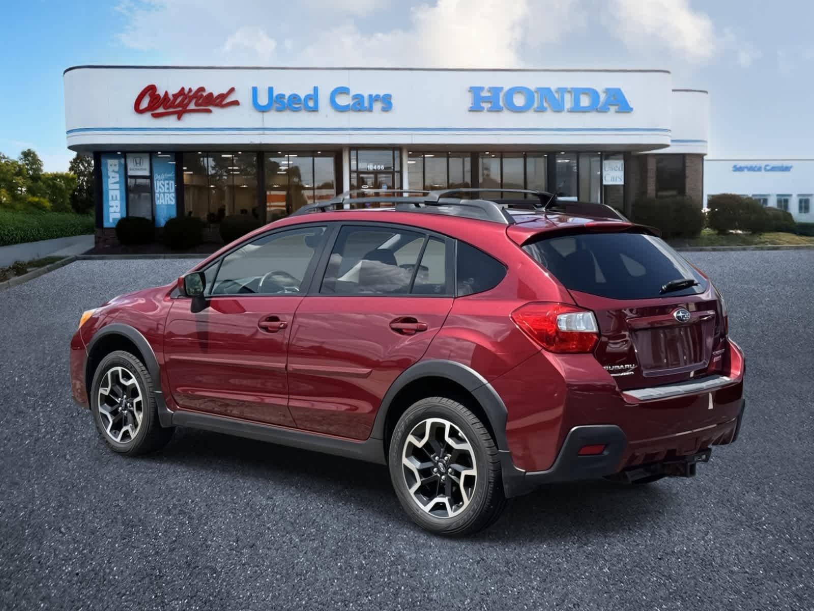 Thumbnail: 2017 Subaru Crosstrek - 4