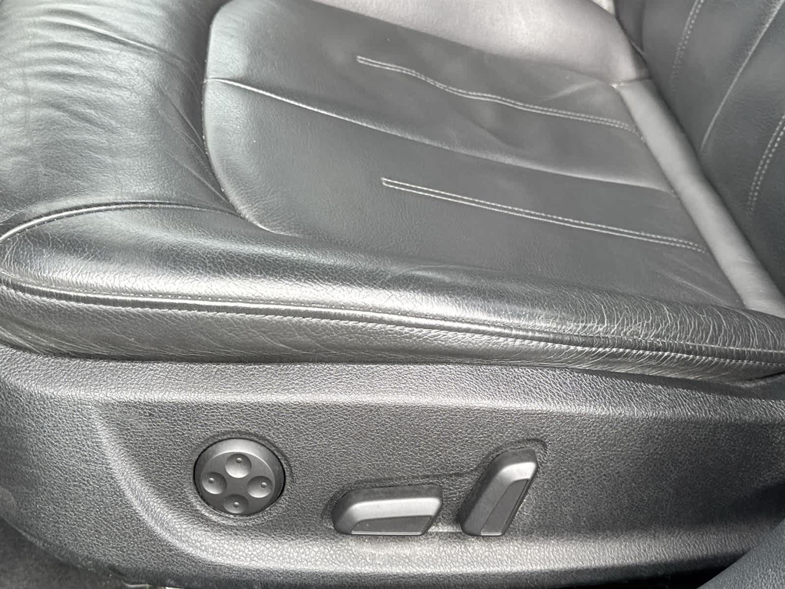 Thumbnail: 2012 Audi A6 - 14