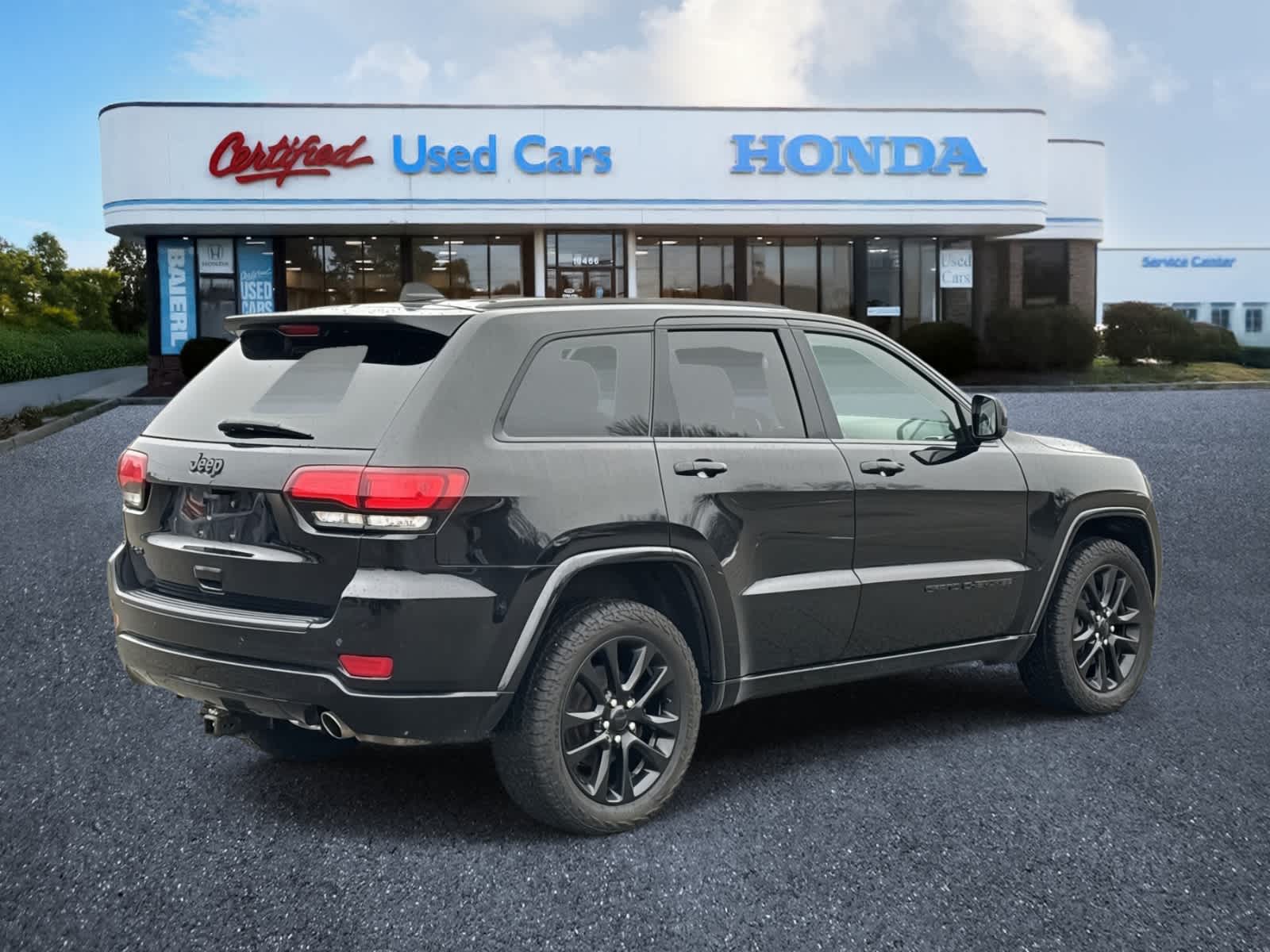 Thumbnail: 2020 Jeep Grand Cherokee - 5