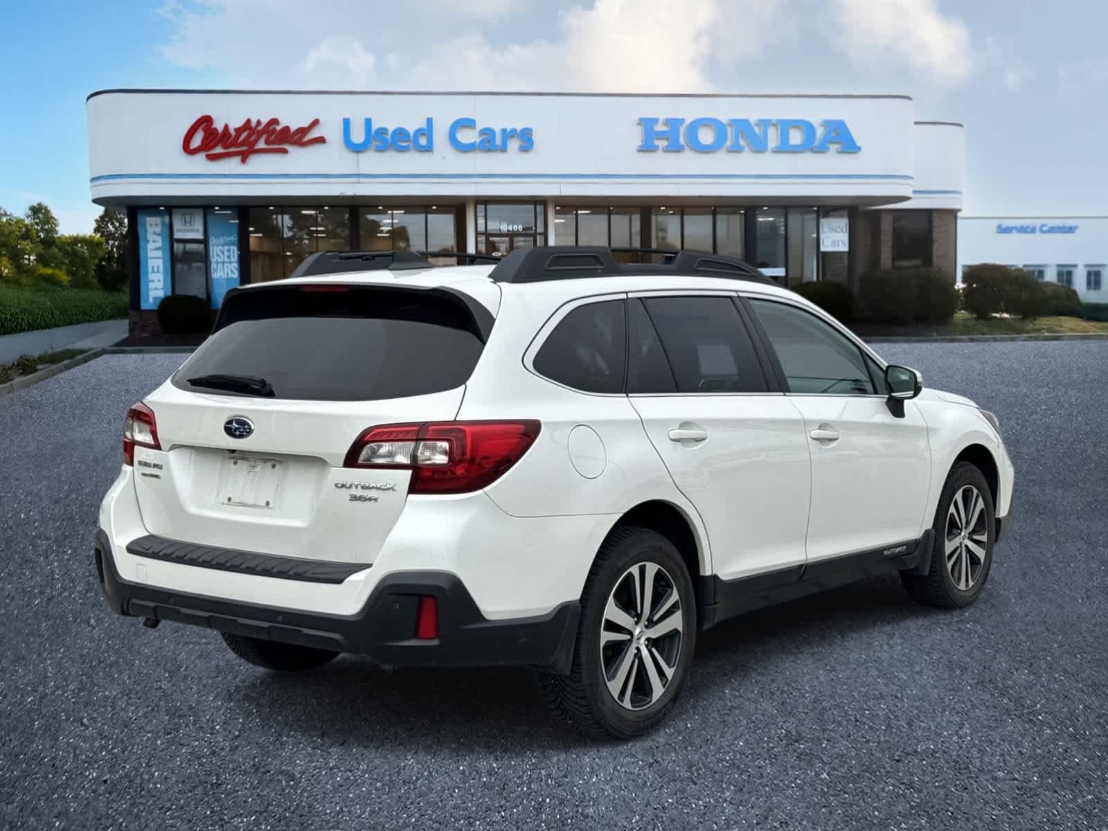 Thumbnail: 2018 Subaru Outback - 5
